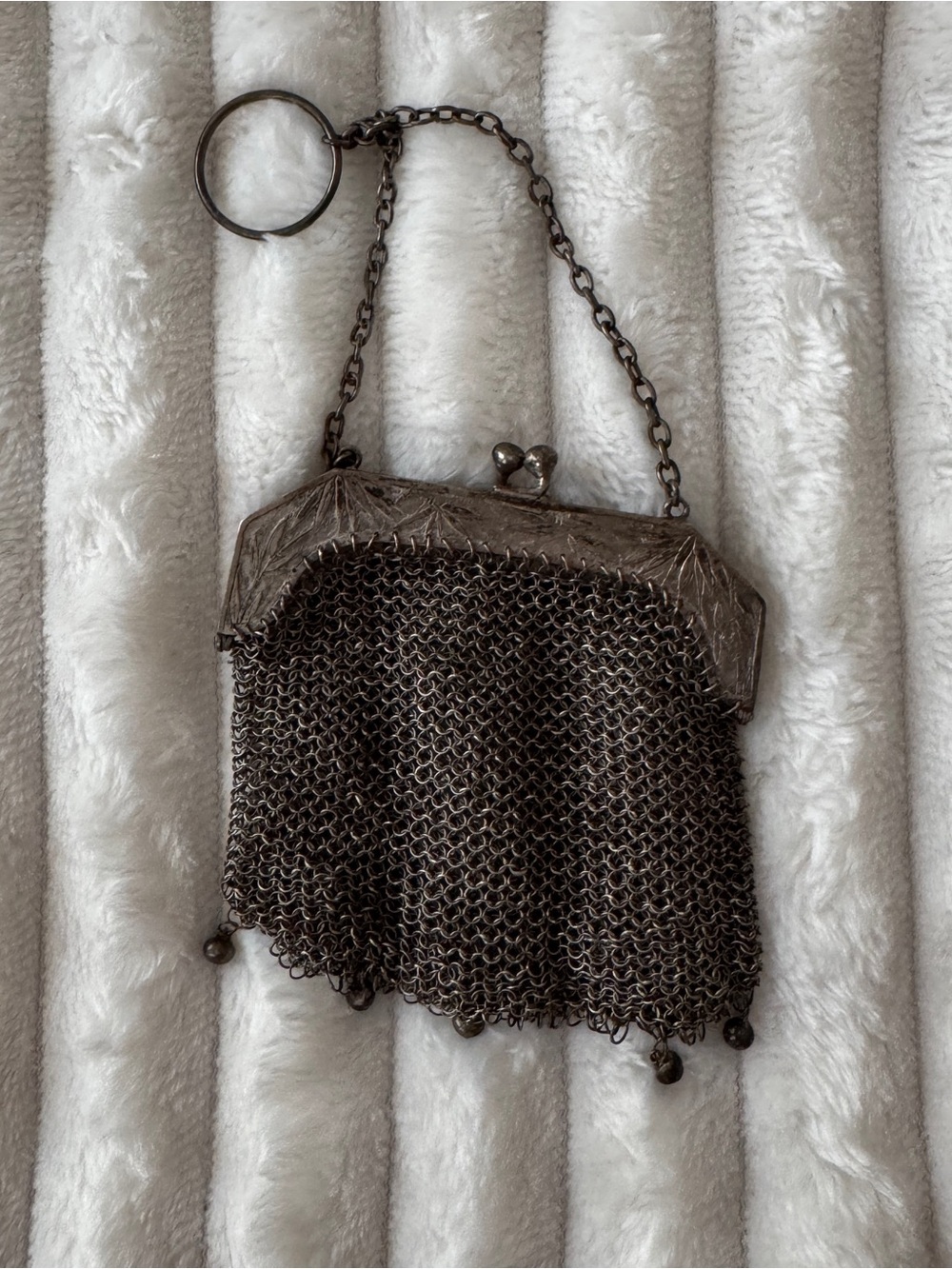 Vintage-Style silver  Chainmail Evening Bag in Antique Silver